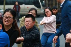 开云下载-某队队员集体发力，士气高昂赢球