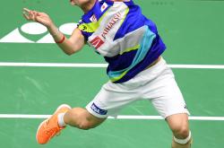 开云平台-马来西亚羽毛球队力克日本羽毛球队，桃田贤斗攻防两端统治比赛顶尖较量八强赛，点燃全场激情的简单介绍