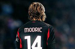 开云体育APP下载-包含AC米兰碾压巴萨，加维带队取胜的词条