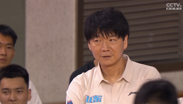 关于山东男篮发挥出色，继续保持领先优势的信息