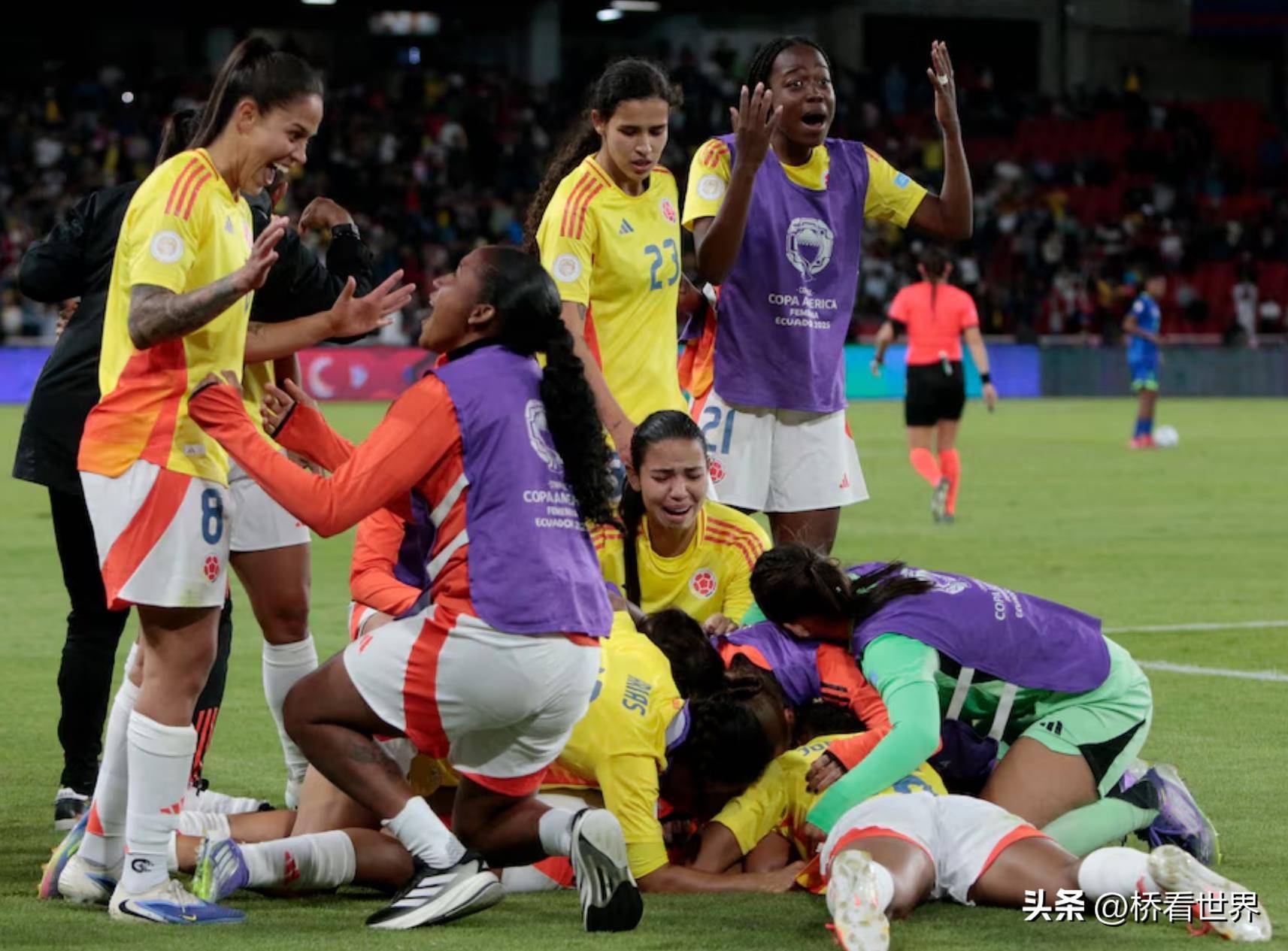 关于阿根廷女足展现团结，技不压身取得胜利的信息