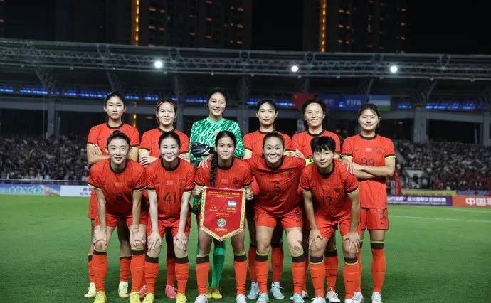 女足国家队迎战强敌，敢于拼搏