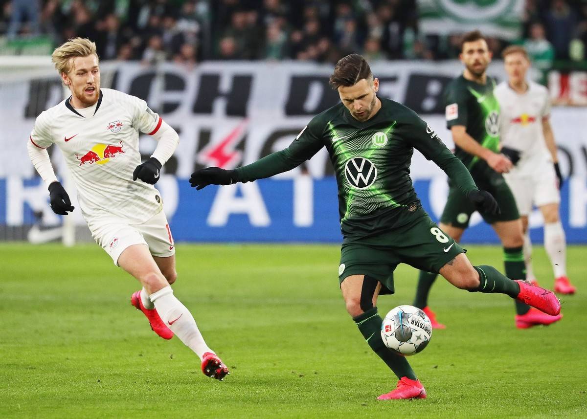 弗赖堡客场大胜沃尔夫斯堡，重现胜利之风的简单介绍