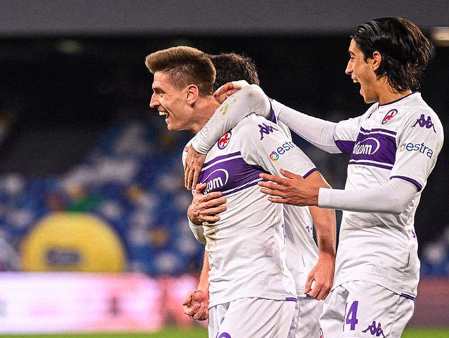 包含罗马憾平对手，积分榜领先优势缩小的词条