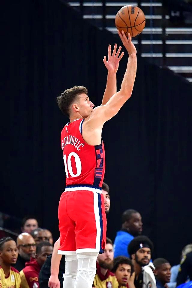 德国男篮血洗步行者，威斯布鲁克爆发神勇的简单介绍